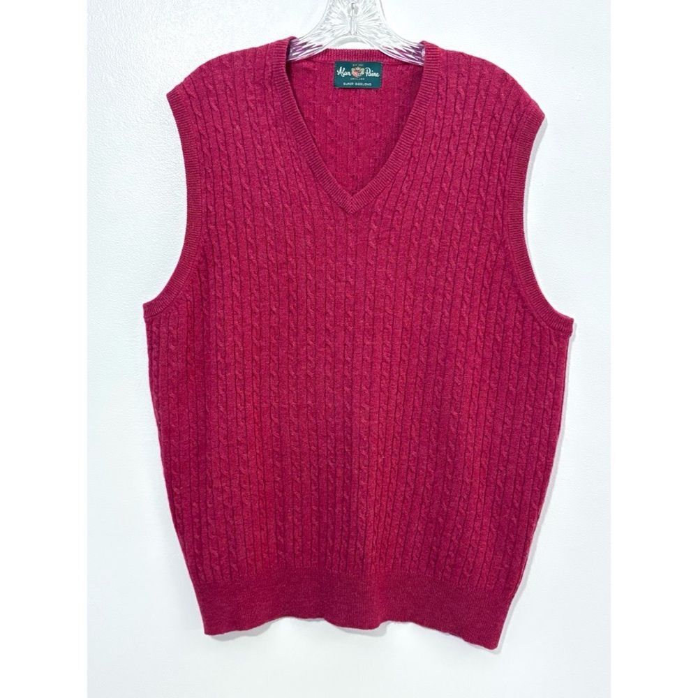 Alan Paine Super Geelong Lambswool Red Vest Size Large Made in England